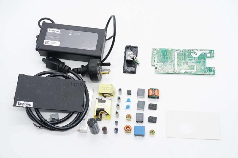 China’s OEM Mobile Charger Factories: Powering the World with Innovation and Reliability